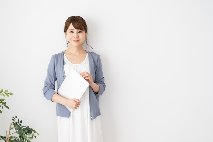 女性　カジュアルビジネス